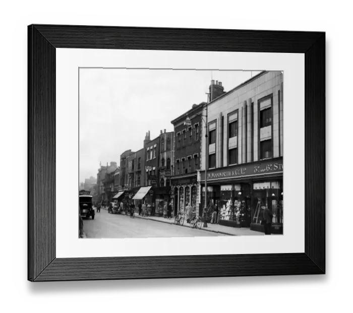 Framed Print : Romford High Street in 1933 Framed Print : Romford High Street in 1933