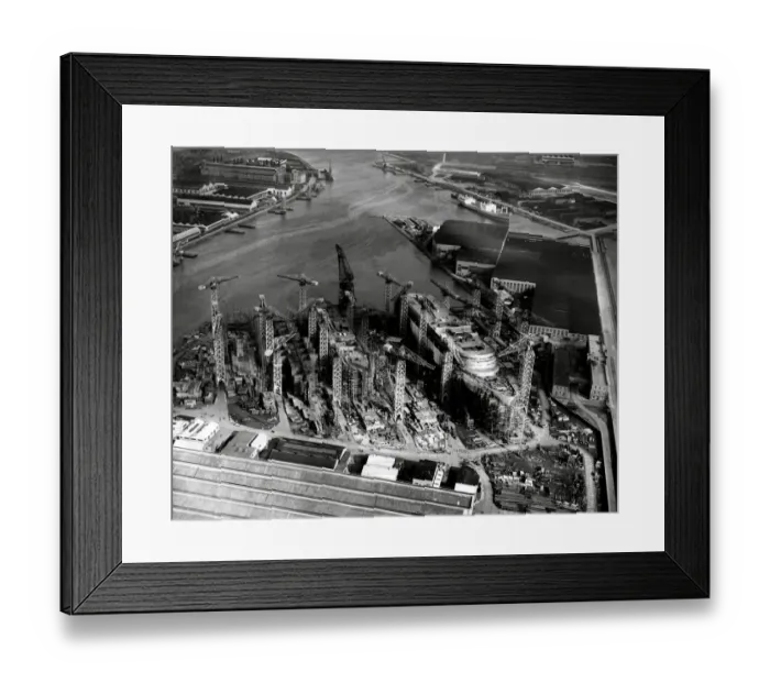 Framed Print : The P&O Liner Canberra at Harland and Wolff shipyard, Belfast 1960 Framed Print : The P&O Liner Canberra at Harland and Wolff shipyard, Belfast 1960