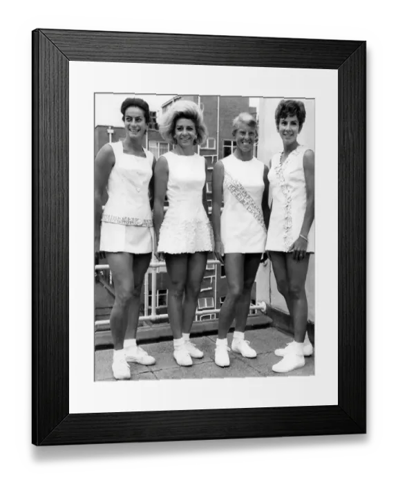 Framed Print : Women tennis players at Wimbledon Framed Print : Women tennis players at Wimbledon