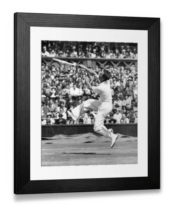 Framed Print : Fred Perry playing at Wimbledon 1934 Framed Print : Fred Perry playing at Wimbledon 1934