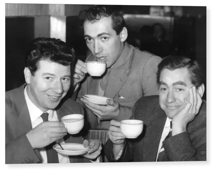 Print : Max Bygraves, Bernard Breslaw and Tony Hancock drinking tea