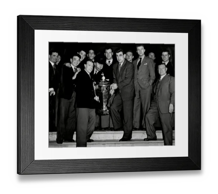 Framed Print : Great Britain Rugby League team with the Rugby League World Cup 1954 Framed Print : Great Britain Rugby League team with the Rugby League World Cup 1954