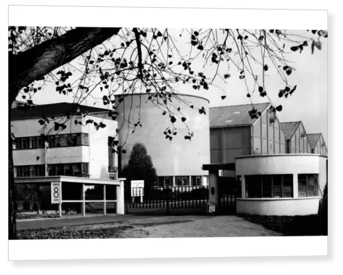 Print : Denham Film Studios 1948 Print : Denham Film Studios 1948