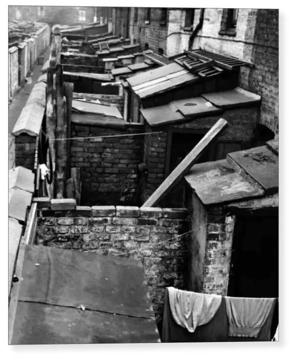 Print : Back view of Archie Street, Salford which was the original Coronation Street Print : Back view of Archie Street, Salford which was the original Coronation Street