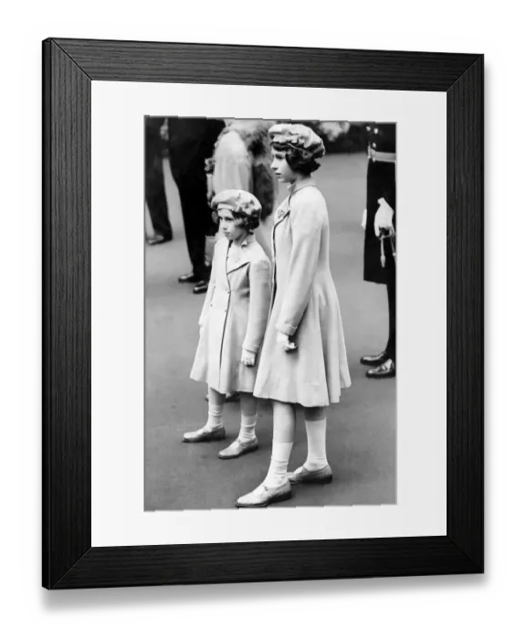 Framed Print : Princess Elizabeth with her sister Princess Margaret Rose in 1939 Framed Print : Princess Elizabeth with her sister Princess Margaret Rose in 1939