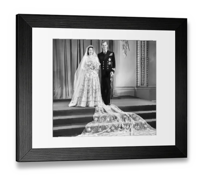 Framed Print : Wedding of the Princess Elizabeth and Prince Philip on 20th Nov 1947 Framed Print : Wedding of the Princess Elizabeth and Prince Philip on 20th Nov 1947