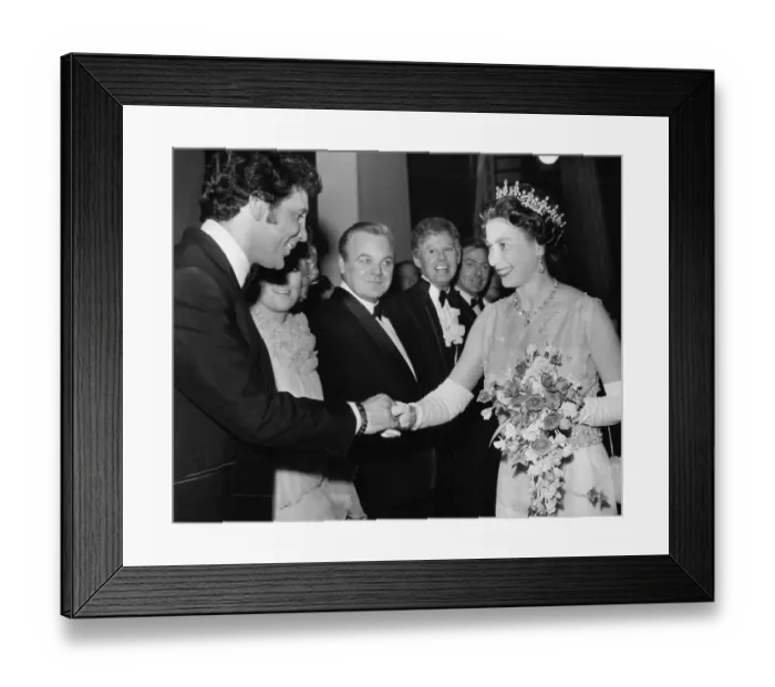 Framed Print : Queen Elizabeth II is presented to singer Tom Jones Framed Print : Queen Elizabeth II is presented to singer Tom Jones