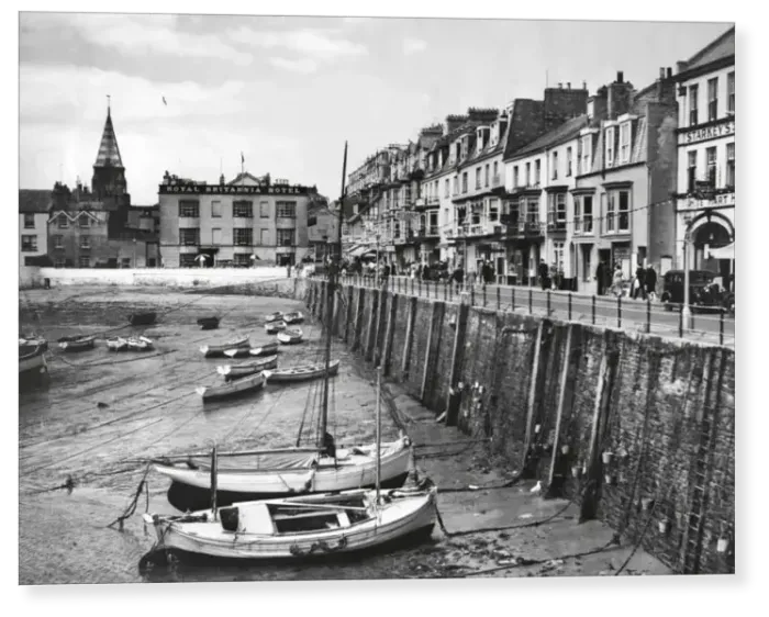 Print : The Inner Harbour, Ilfracombe, Devon, 1937 Print : The Inner Harbour, Ilfracombe, Devon, 1937