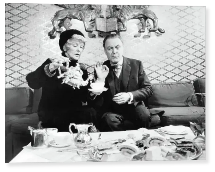 Print : Elaine Stritch and Donald Sinden