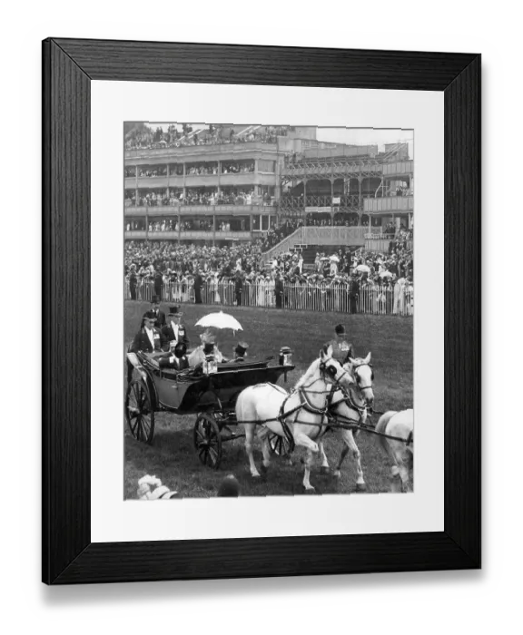 Framed Print : King George V and Queen Mary at Ascot 1924 Framed Print : King George V and Queen Mary at Ascot 1924
