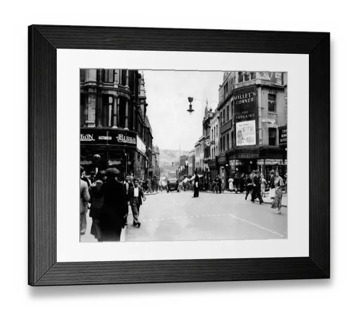 Framed Print : Dolphin Square in Bristol 1936