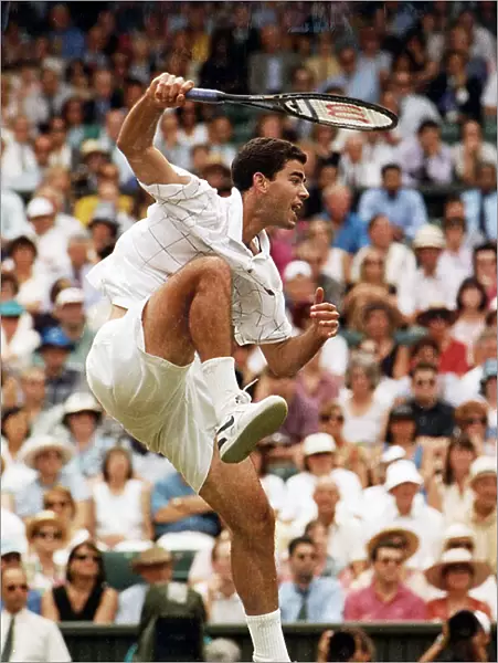Pete Sampras in action at Wimbledon 1995