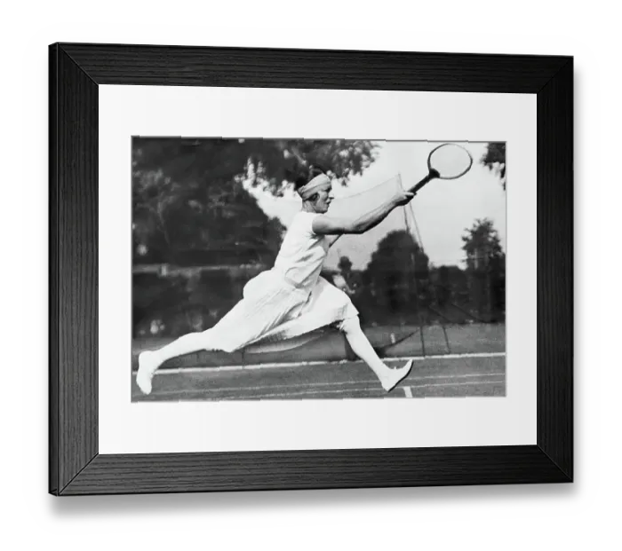 Framed Print : French tennis player Suzanne Lenglen Framed Print : French tennis player Suzanne Lenglen