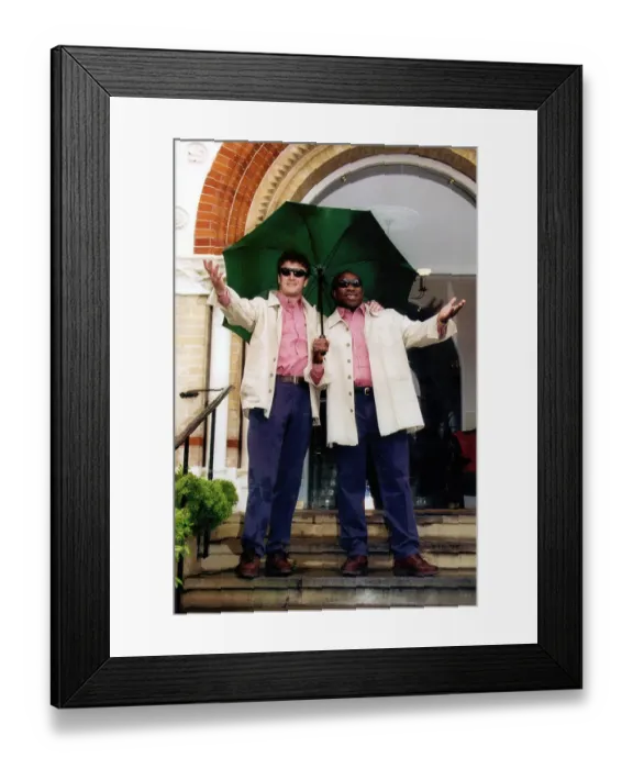 Framed Print : Rugby World Cup - 1995 Mike Catt and Victor Ubogu Framed Print : Rugby World Cup - 1995 Mike Catt and Victor Ubogu