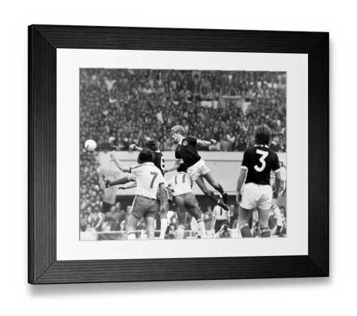 Framed Print : Gordon McQueen scores against England in 1977 Framed Print : Gordon McQueen scores against England in 1977