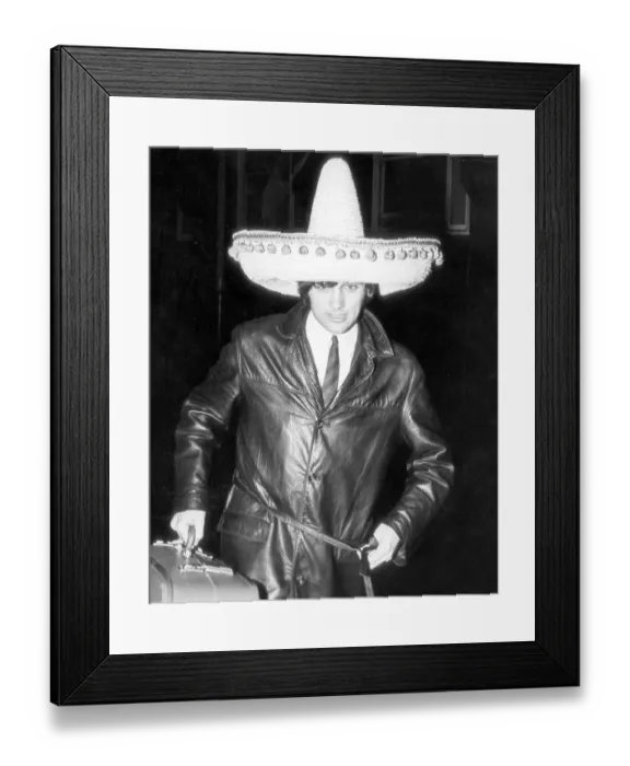 Framed Print : George Best wearing a sombrero Framed Print : George Best wearing a sombrero