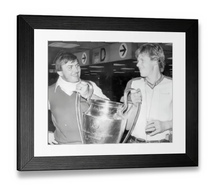 Framed Print : Jimmy Rimmer and Nigel Spink of Aston Villa with the European Cup 1982