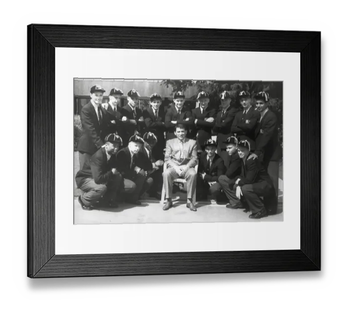 Framed Print : Graham Taylor, Aston Villa F. C. manager with the 15 graduates at the GM Vauxhall FA National School 1990 Framed Print : Graham Taylor, Aston Villa F. C. manager with the 15 graduates at the GM Vauxhall FA National School 1990