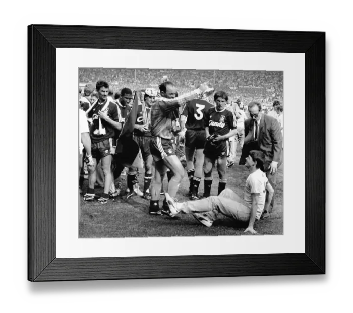 Framed Print : FA Cup final celebrations 1989 Liverpool 3 Everton 2 Framed Print : FA Cup final celebrations 1989 Liverpool 3 Everton 2