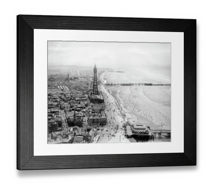 Framed Print : An aerial view of Blackpool, 1935 Framed Print : An aerial view of Blackpool, 1935