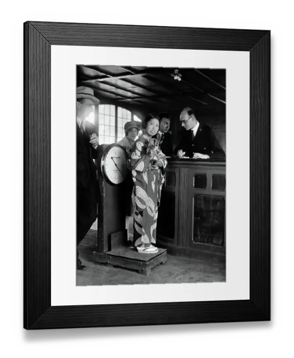 Framed Print : Miki, the Japanese artiste, standing with her dog on the scales at Le Bourget Airport, Paris 1928 Framed Print : Miki, the Japanese artiste, standing with her dog on the scales at Le Bourget Airport, Paris 1928