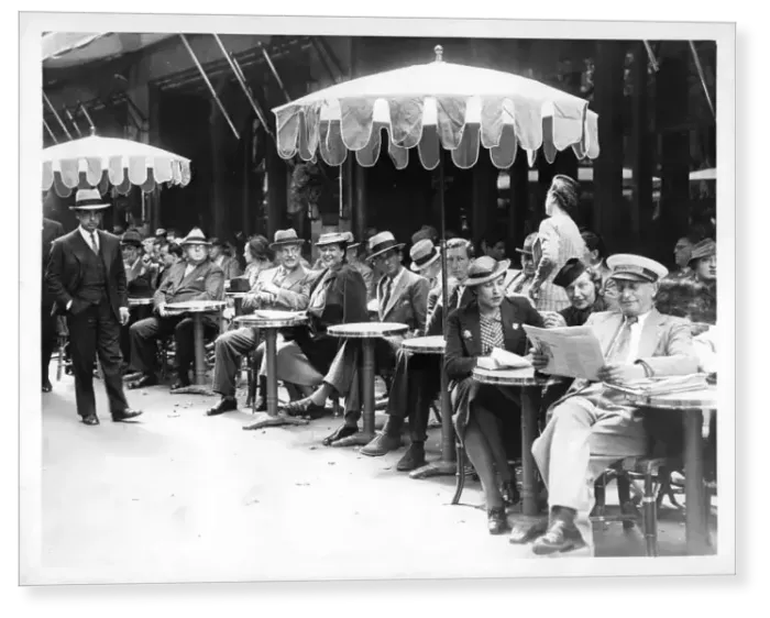 Print : Cafe de de la Paix, Paris 1937 Print : Cafe de de la Paix, Paris 1937