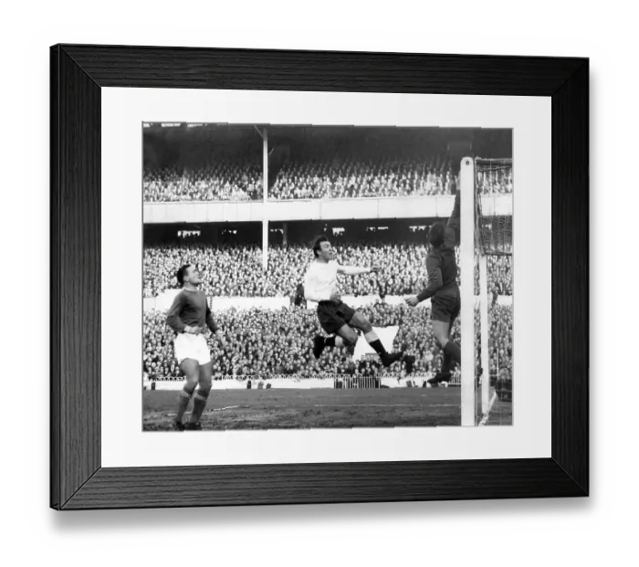 Framed Print : Jimmy Greaves in action for Tottenham against Chelsea Framed Print : Jimmy Greaves in action for Tottenham against Chelsea