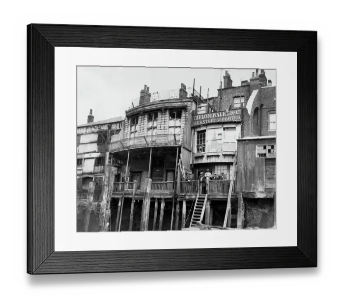 Framed Print : The old barge office and the Grapes Public House at Limehouse in London in 1924 Framed Print : The old barge office and the Grapes Public House at Limehouse in London in 1924