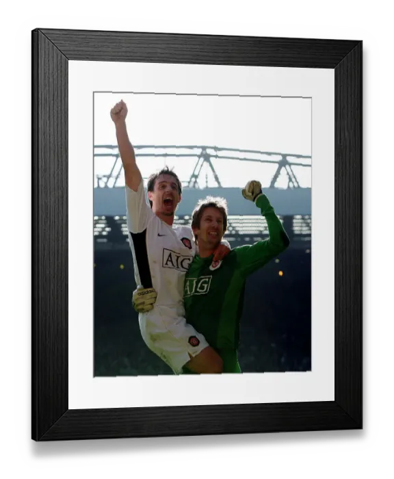 Framed Print : Gary Neville and Edwin Van der Sar celebrate John O'Shea's late winner for Man Utd 2007 Framed Print : Gary Neville and Edwin Van der Sar celebrate John O'Shea's late winner for Man Utd 2007