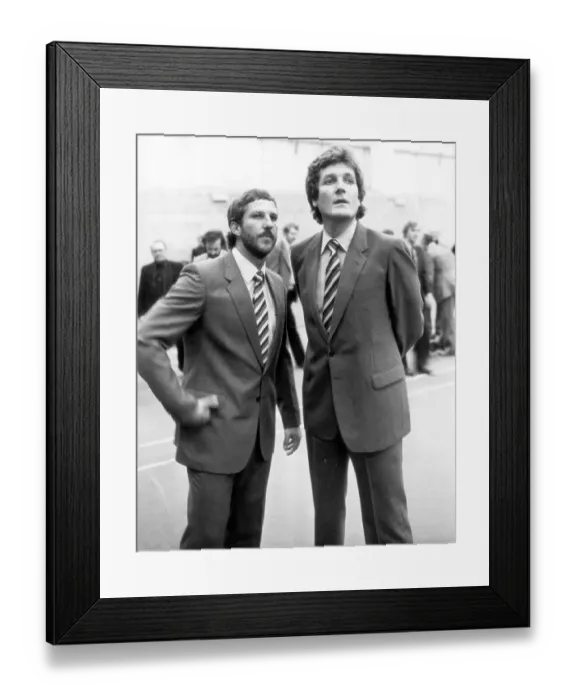 Framed Print : England cricketer Bob Willis with Ian Botham, in uniforms for tour of India