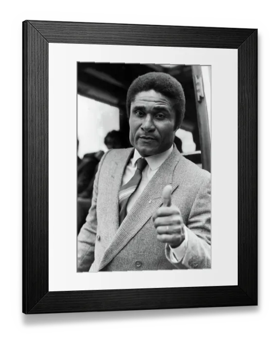 Framed Print : Eusebio in 1984 Framed Print : Eusebio in 1984