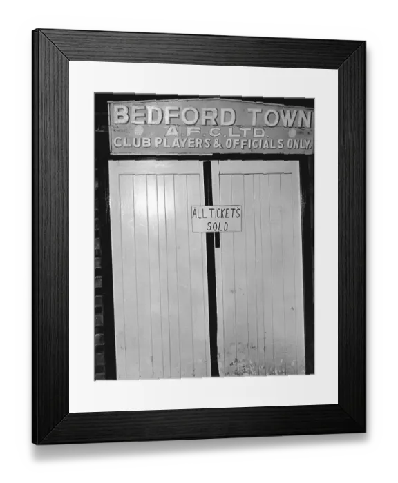 Framed Print : Bedford Town FC. The Southern League club meet First Division Everton in the FA Cup fourth round Framed Print : Bedford Town FC. The Southern League club meet First Division Everton in the FA Cup fourth round