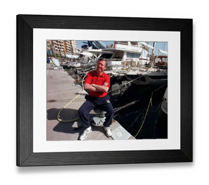 Framed Print : Manchester United manager Alex Ferguson Framed Print : Manchester United manager Alex Ferguson