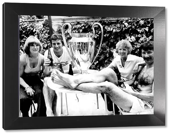 Tommy Smith, wife Sue, Ray Clemence, wife Vera Liverpool win The European Cup in May 1977