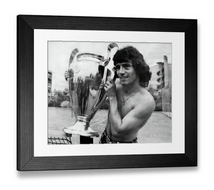 Framed Print : Kevin Keegan, Liverpool footballer with the European cup at his hotel in Rome Framed Print : Kevin Keegan, Liverpool footballer with the European cup at his hotel in Rome