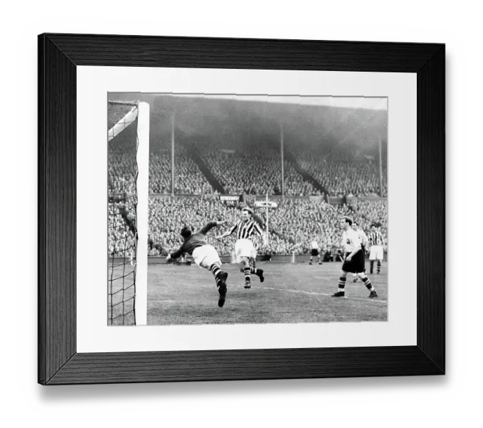Framed Print : 1954 FA Cup Final West Bromwich Albion v Preston North End (3-2 Framed Print : 1954 FA Cup Final West Bromwich Albion v Preston North End (3-2