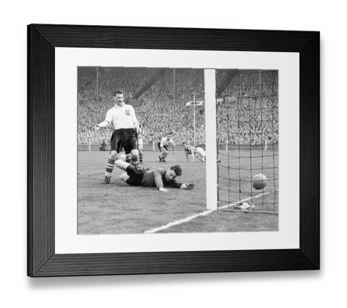 Framed Print : 1954 FA Cup Final West Bromwich Albion v Preston North End (3-2) Framed Print : 1954 FA Cup Final West Bromwich Albion v Preston North End (3-2)