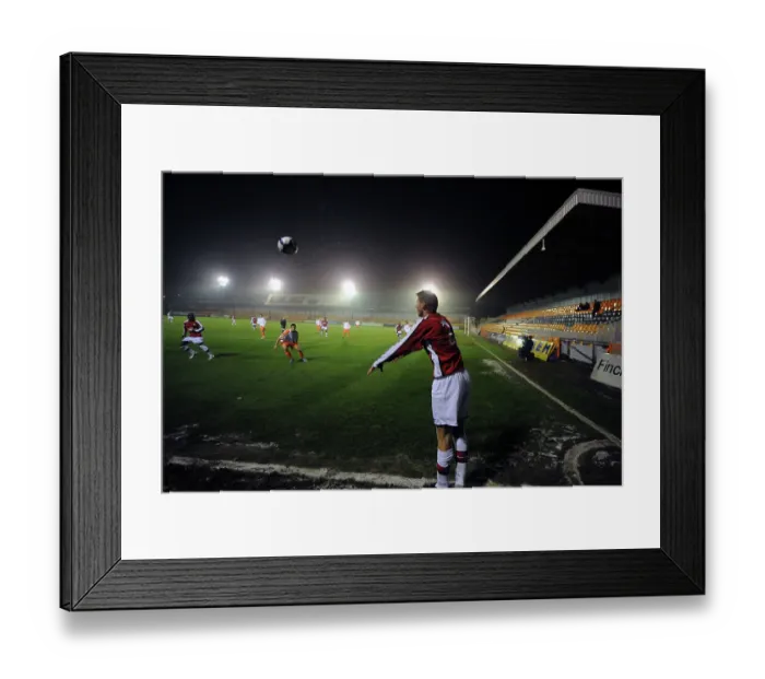 Framed Print : Arsenal V Crewe FA youth cup 3rd round, Sead Hajrovic, Underhill Stadium, Barnet Framed Print : Arsenal V Crewe FA youth cup 3rd round, Sead Hajrovic, Underhill Stadium, Barnet