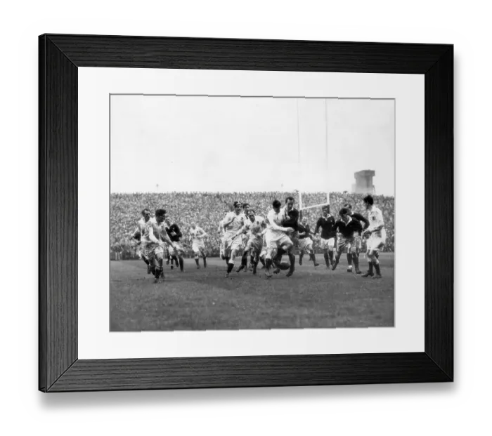 Framed Print : Scotland v England at Murrayfield 1950 Framed Print : Scotland v England at Murrayfield 1950