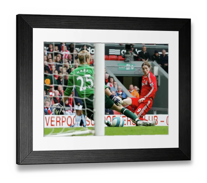 Framed Print : Fernando Torres scores against Manchester City Framed Print : Fernando Torres scores against Manchester City
