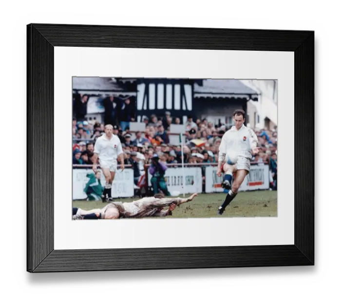 Framed Print : Simon Hodgkinson kicks for goal Five Nations Championship Ireland v England Framed Print : Simon Hodgkinson kicks for goal Five Nations Championship Ireland v England