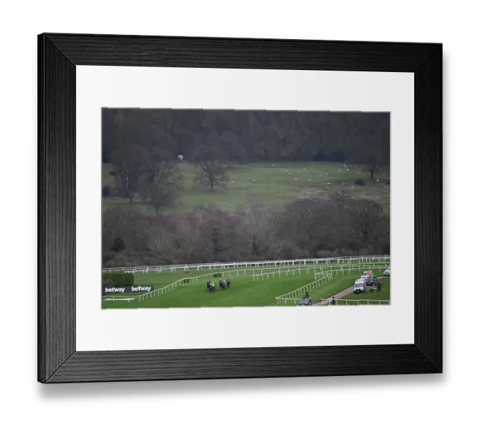 Framed Print : A long distance view showing the racecourse Cheltenham Festival week