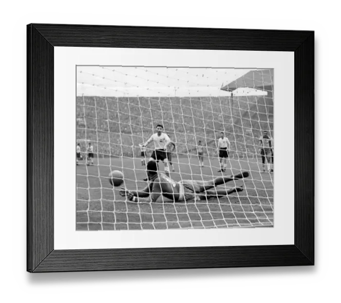 Framed Print : Brazil goalkeeper Gilmar dos Santos Neves saves a penalty from England's Roger Byrne Framed Print : Brazil goalkeeper Gilmar dos Santos Neves saves a penalty from England's Roger Byrne