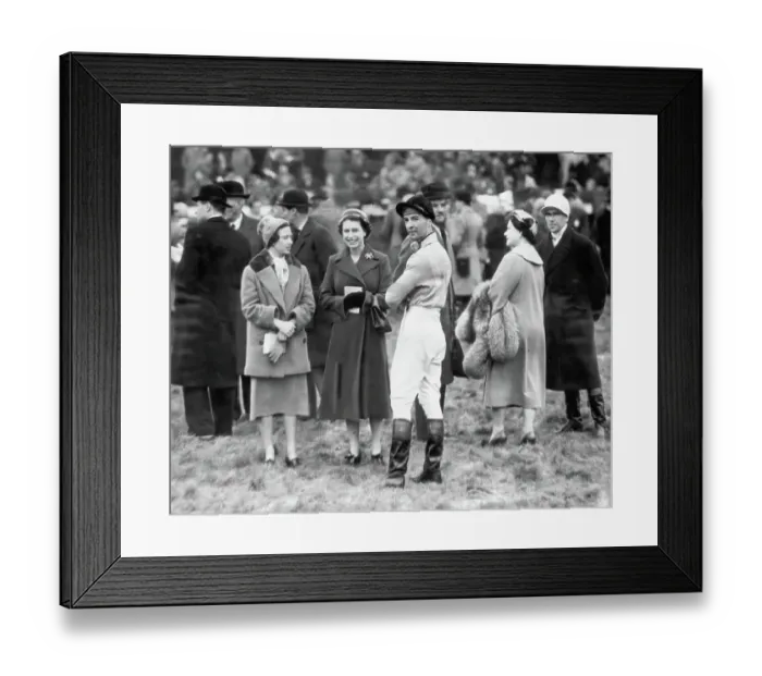 Framed Print : Queen Elizabeth II, Princess Margaret and the Queen Mother talk to Devon Loch's jockey, Dick Francis just before the race Framed Print : Queen Elizabeth II, Princess Margaret and the Queen Mother talk to Devon Loch's jockey, Dick Francis just before the race