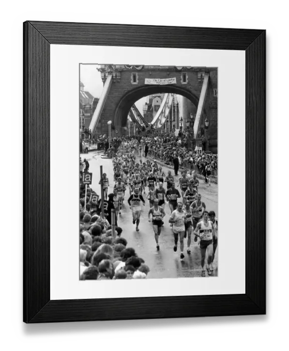 Framed Print : London Marathon 1986 - Runners leaving Tower Bridge Framed Print : London Marathon 1986 - Runners leaving Tower Bridge