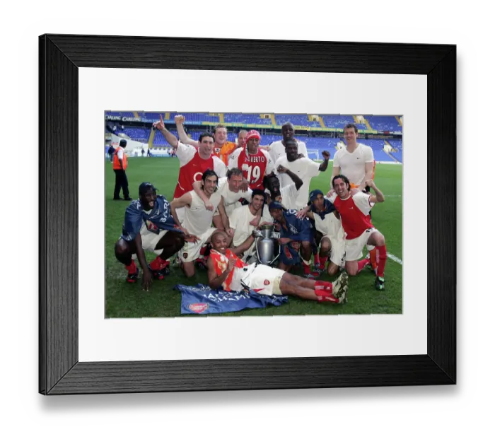 Framed Print : Arsenal win the 2004 League Championship Framed Print : Arsenal win the 2004 League Championship