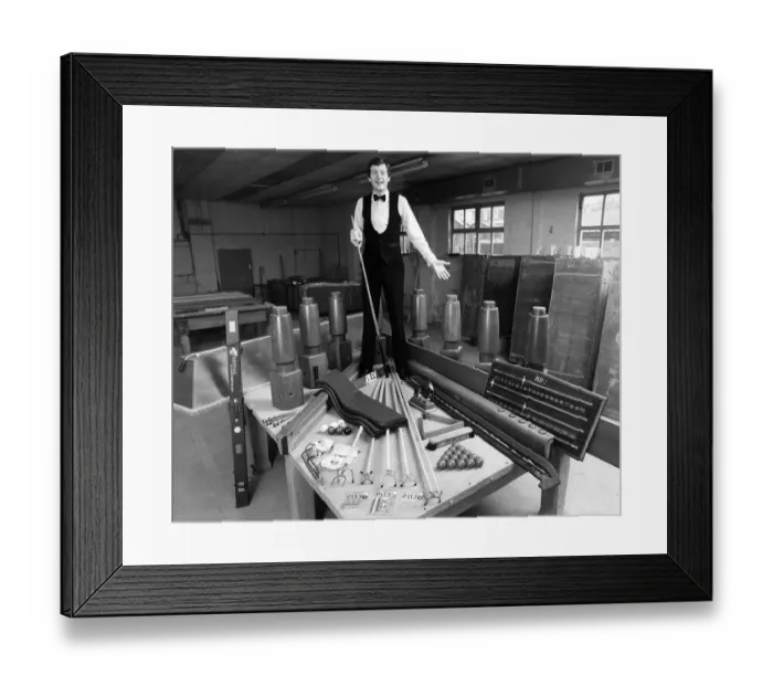 Framed Print : Steve Davis, World Snooker Champion in 1982