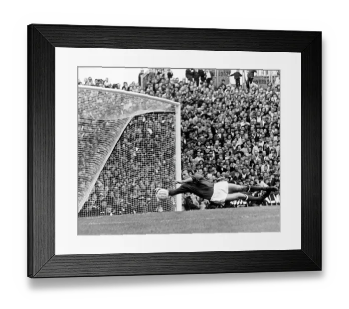 Framed Print : Bob Wilson, Arsenal goalkeeper, making a save in the match against Manchester United Framed Print : Bob Wilson, Arsenal goalkeeper, making a save in the match against Manchester United