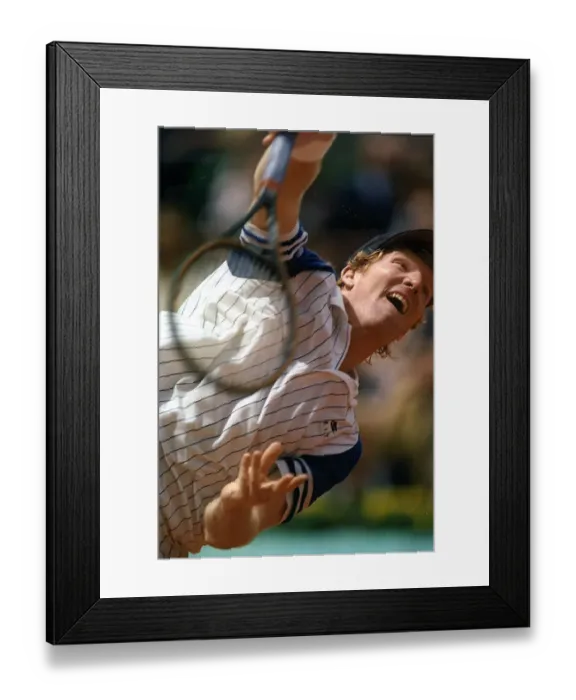 Framed Print : Jim Courier, tennis player in action at French Open Framed Print : Jim Courier, tennis player in action at French Open