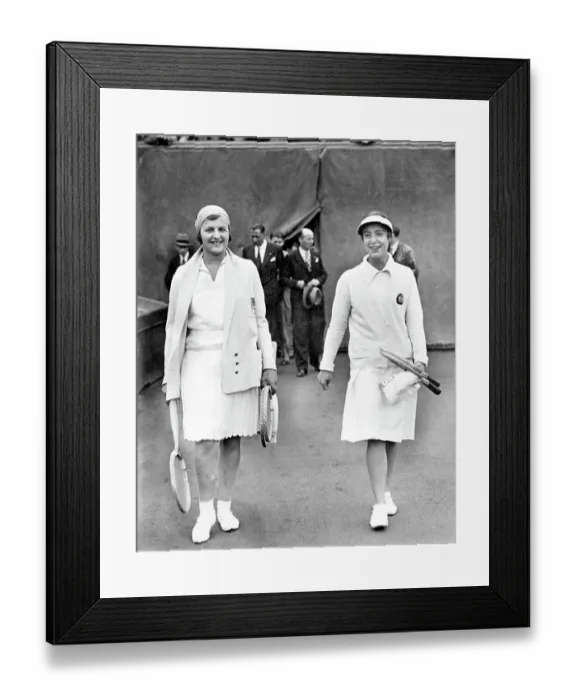 Framed Print : Contesse Fermo Murari della Corte Braei, nee Cilly Aussem, tennis player with Betty Nuthall (l) walking out onto court for the womens single final at the French Lawn Tennis Championships 1931 Framed Print : Contesse Fermo Murari della Corte Braei, nee Cilly Aussem, tennis player with Betty Nuthall (l) walking out onto court for the womens single final at the French Lawn Tennis Championships 1931